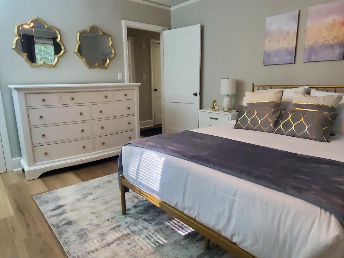 Cheerful 2 Bedroom Near Colleges, Downtown, Attractions Montgomery Dış mekan fotoğraf